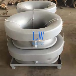 Bulwark Mounted Marine Chock