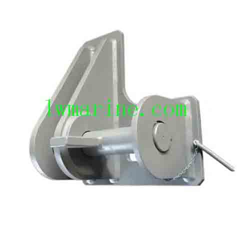 Marine Mooring and Towing Bracket