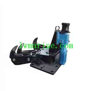 Triple Quick Release Mooring Hook